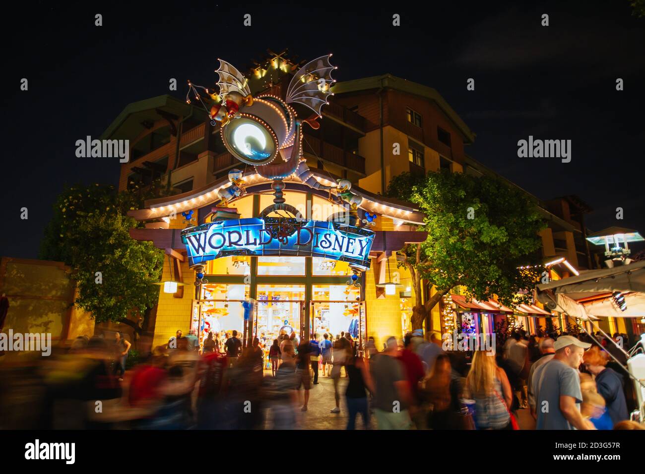 disneyland-in-anaheim-los-angeles-usa-2D3G57R